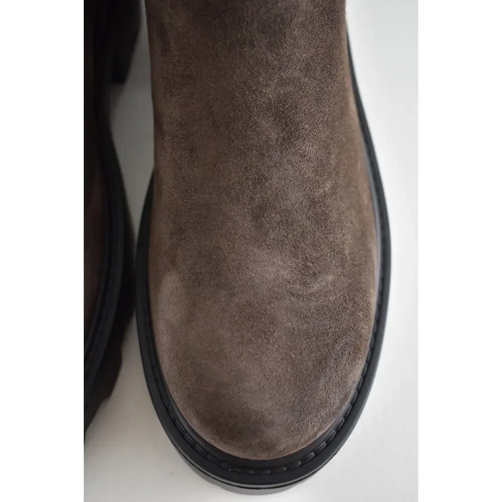 Valentino Rockstud Beatle Brown Suede 55mm Short Ankle Flat Chelsea Boot 38.5